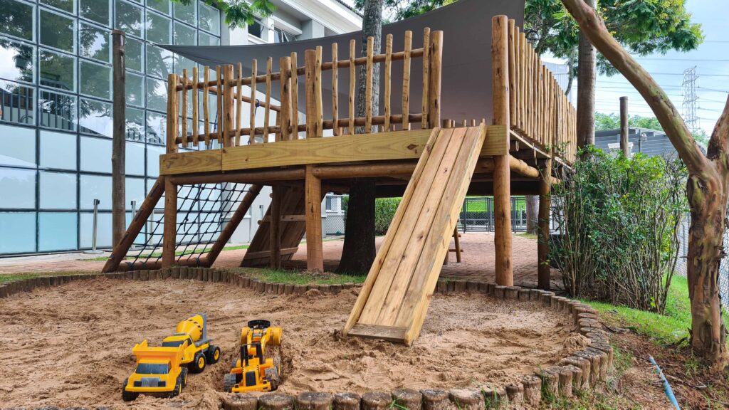 Brinquedão da Escola em madeira Arquitetura e Estrutura